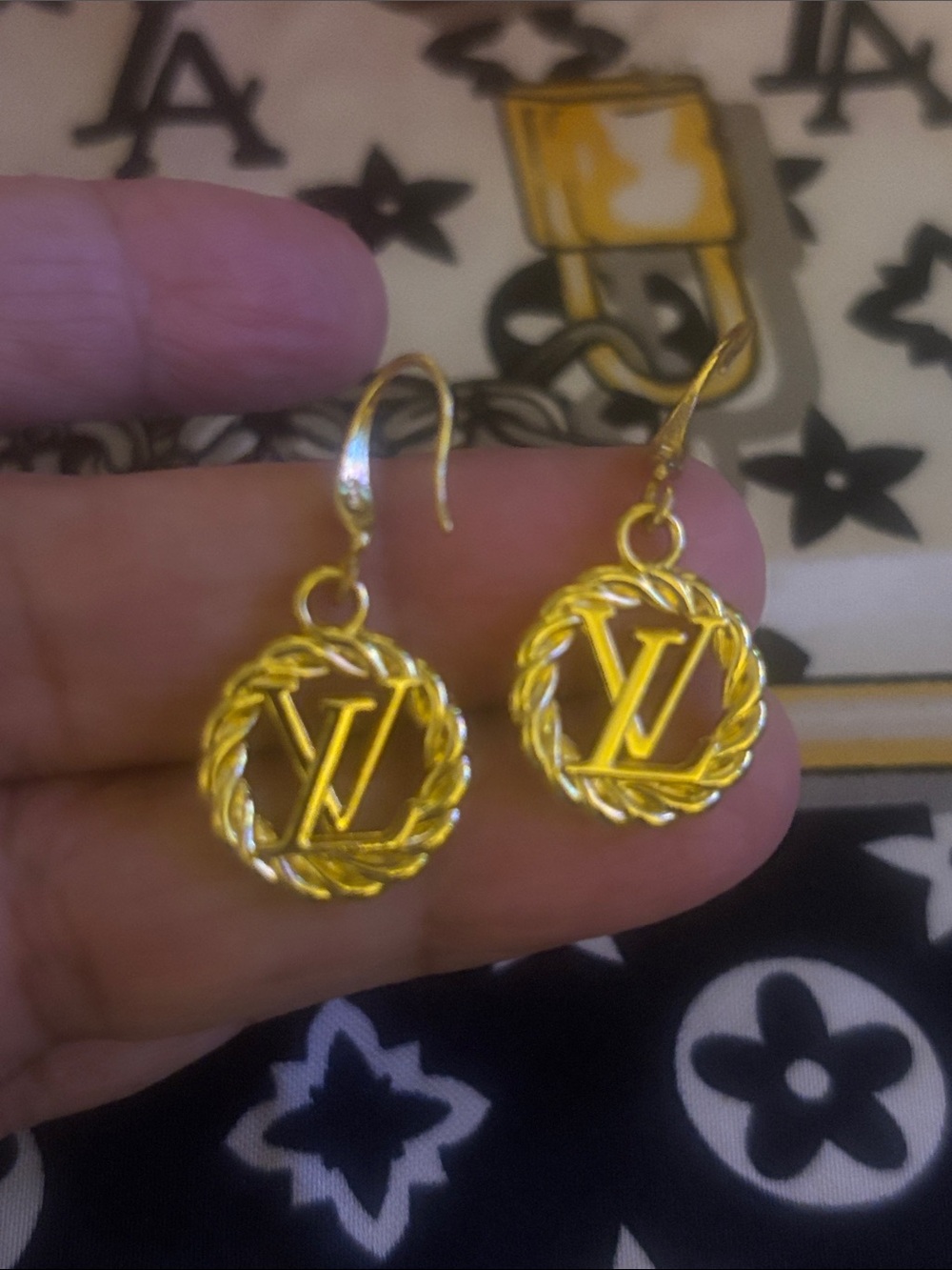 Designer-Gold Braided Circle Drop Earrings with round Monogram